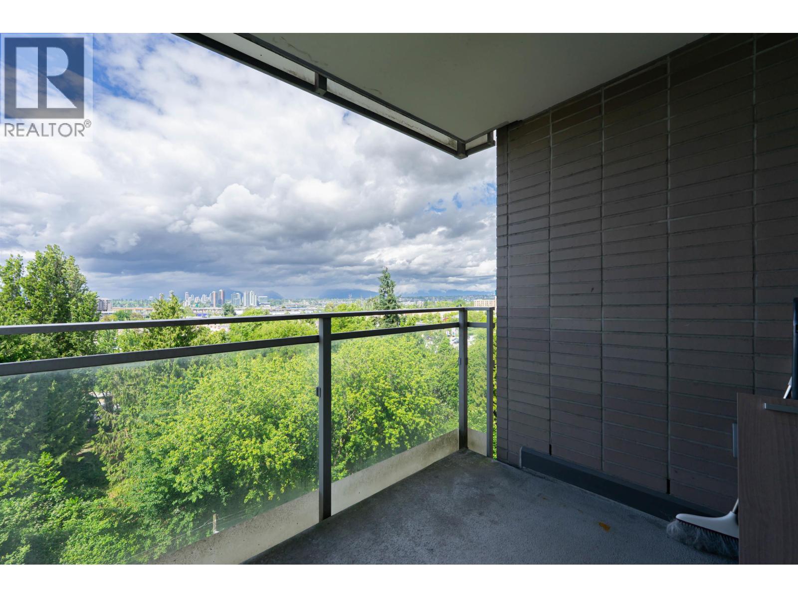 1 Bed, 1 Bath House for Sale in Richmond – 1011 8988 PATTERSON ROAD, Richmond – MLS# R3133552 - Image 12