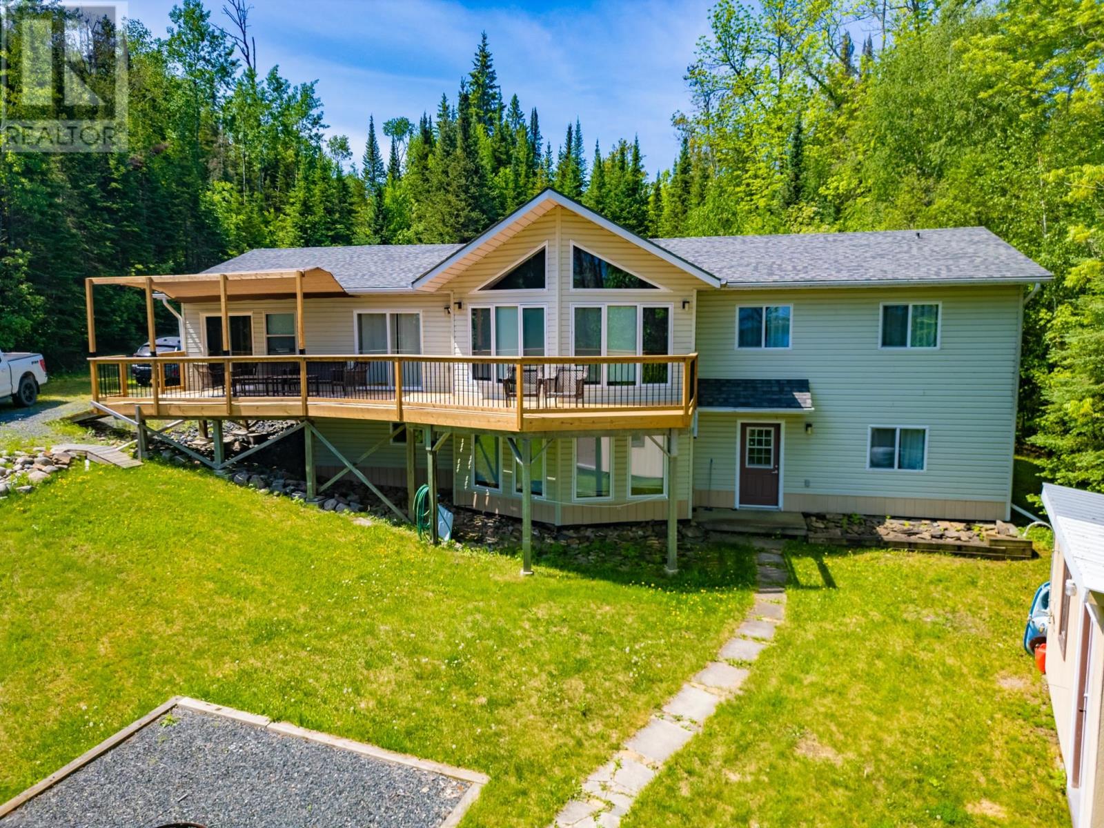 36 Poplar Bay RD - 1