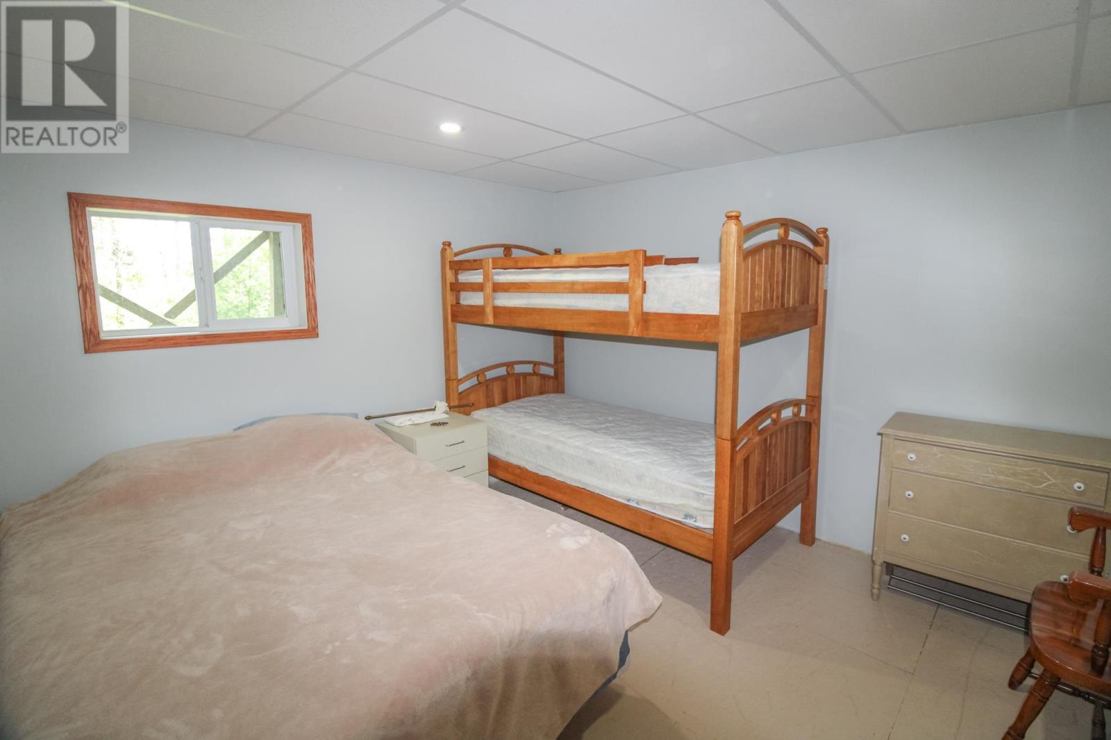 36 Poplar Bay RD - Image 26