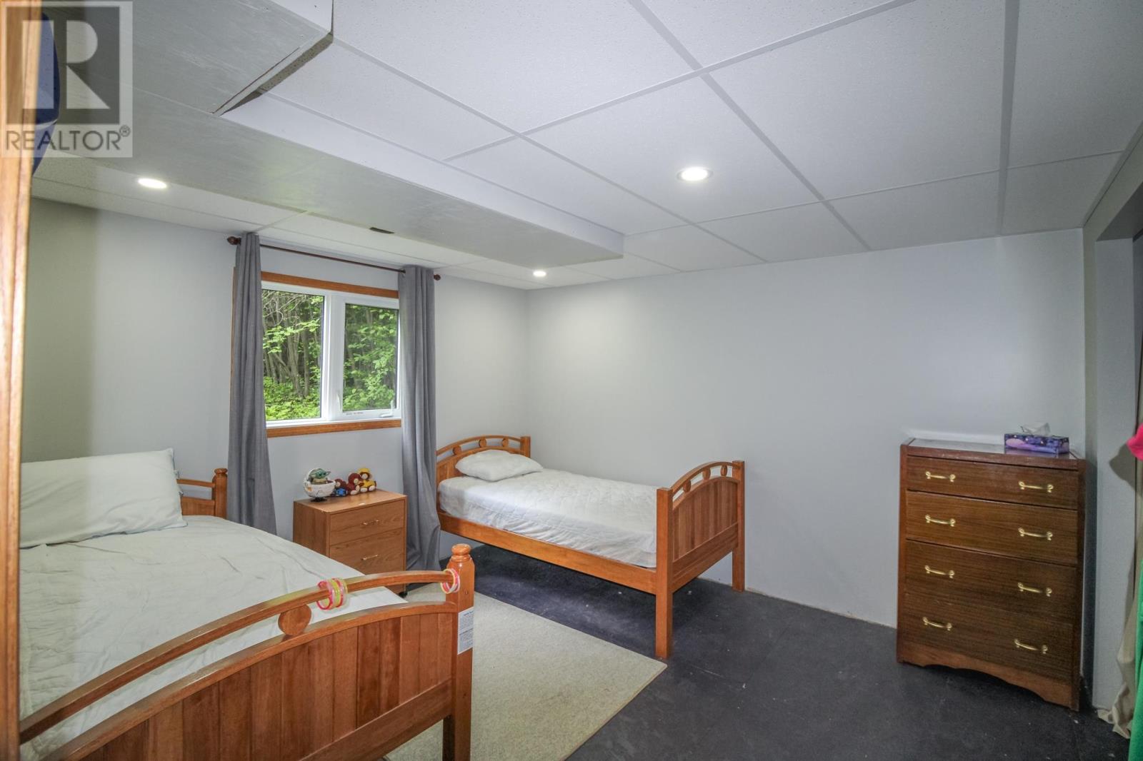 36 Poplar Bay RD - 25