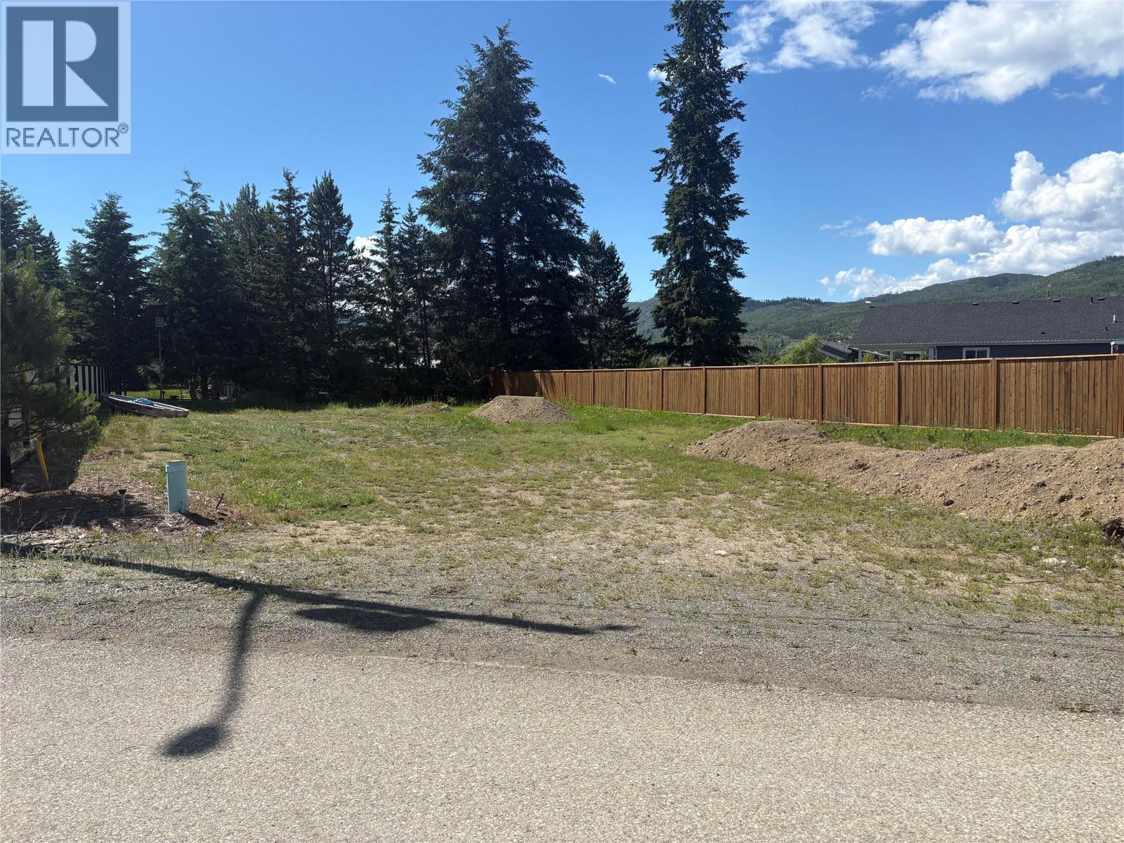 444 CLARY Road, Barriere