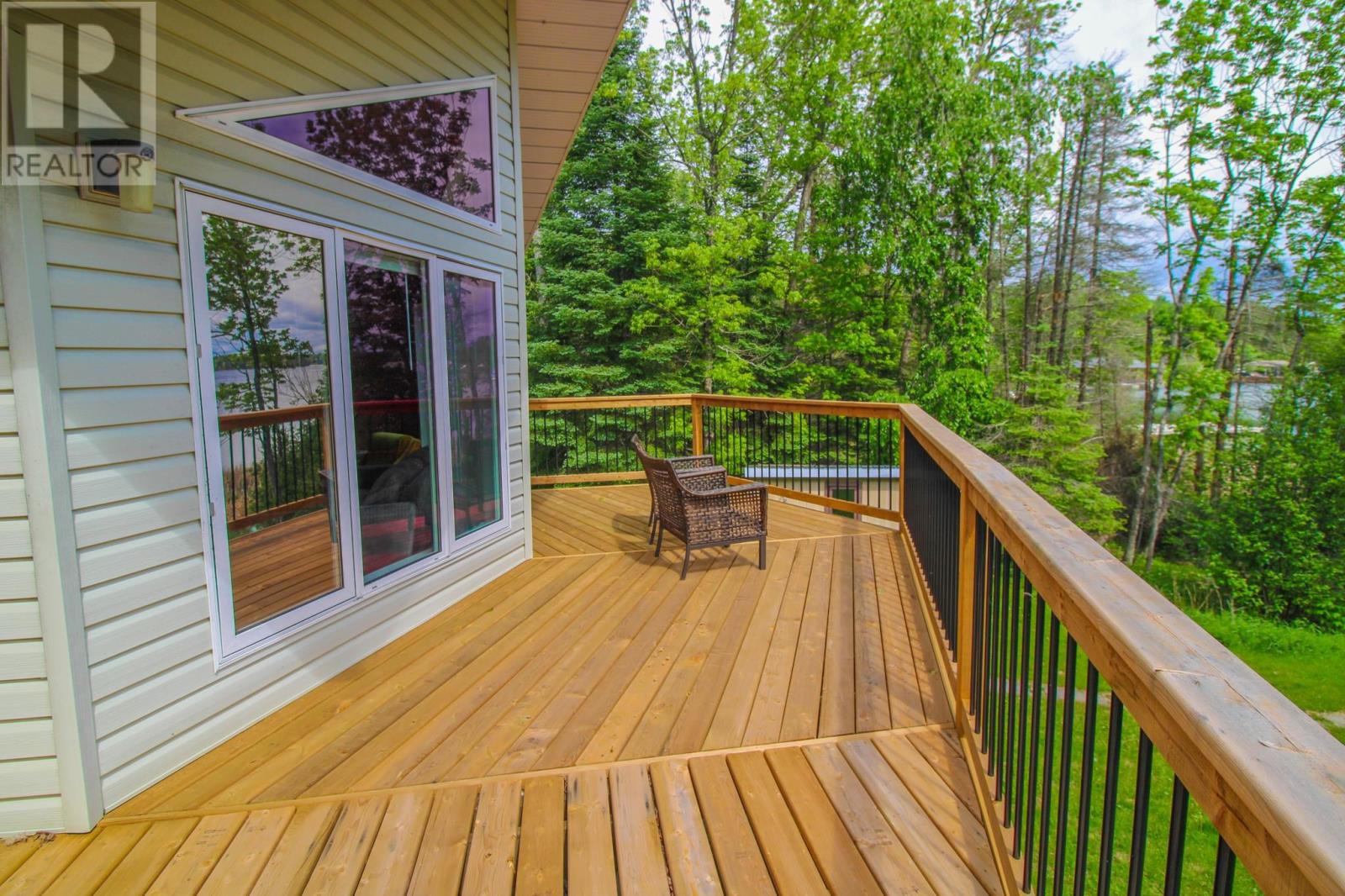 36 Poplar Bay RD - Image 35