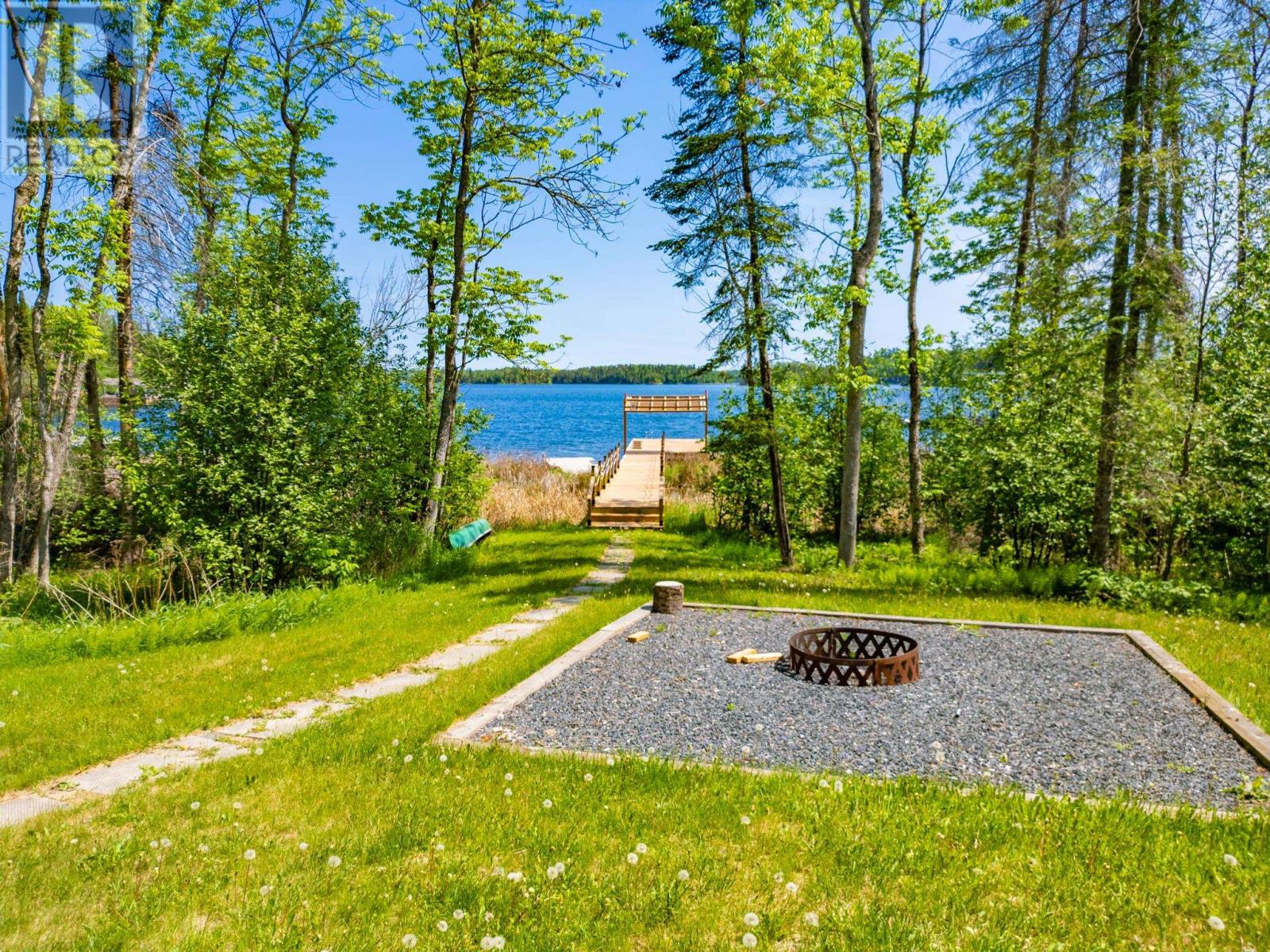 36 Poplar Bay RD - 4