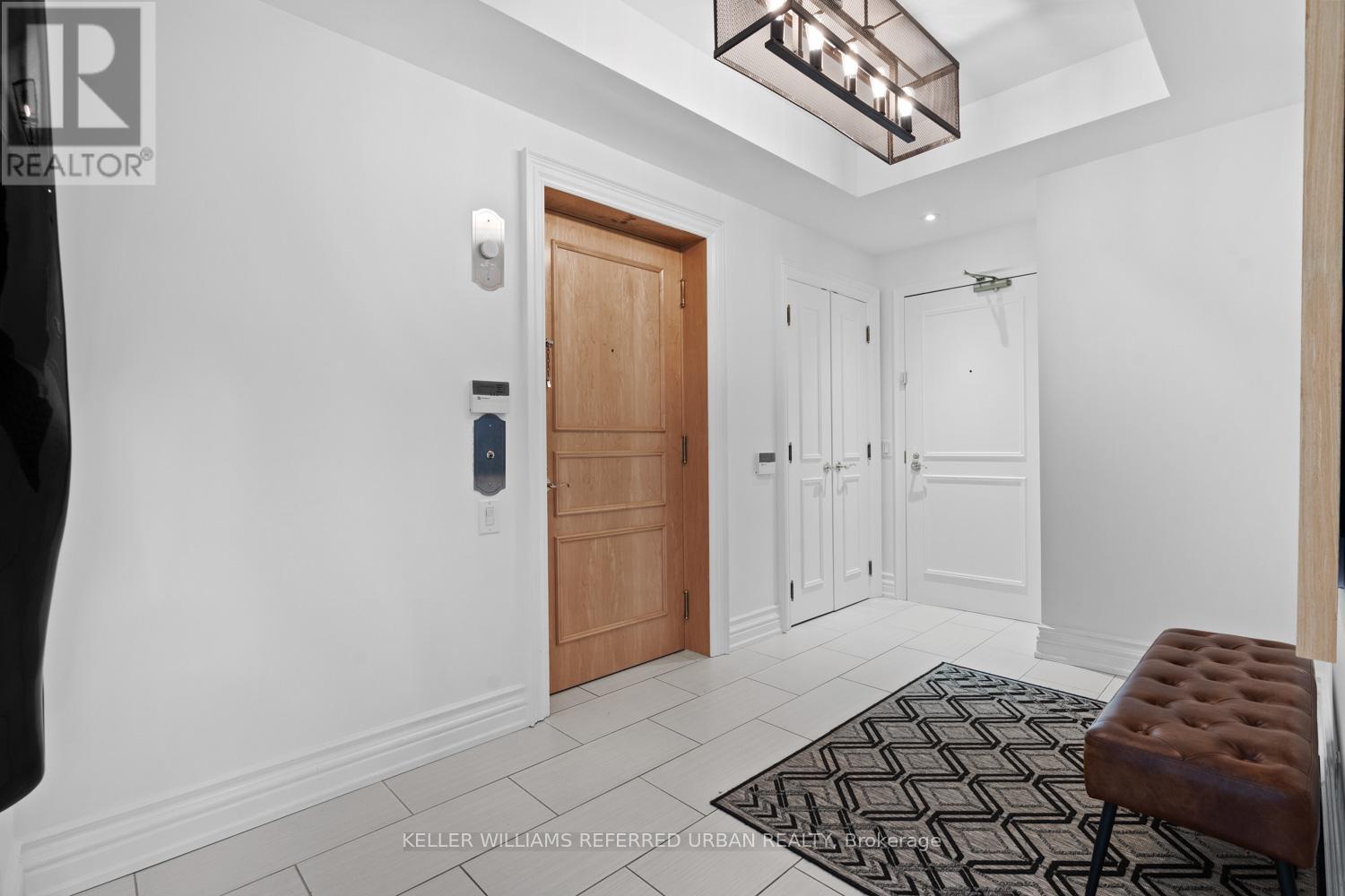 #1802 38 AVENUE ROAD - 27