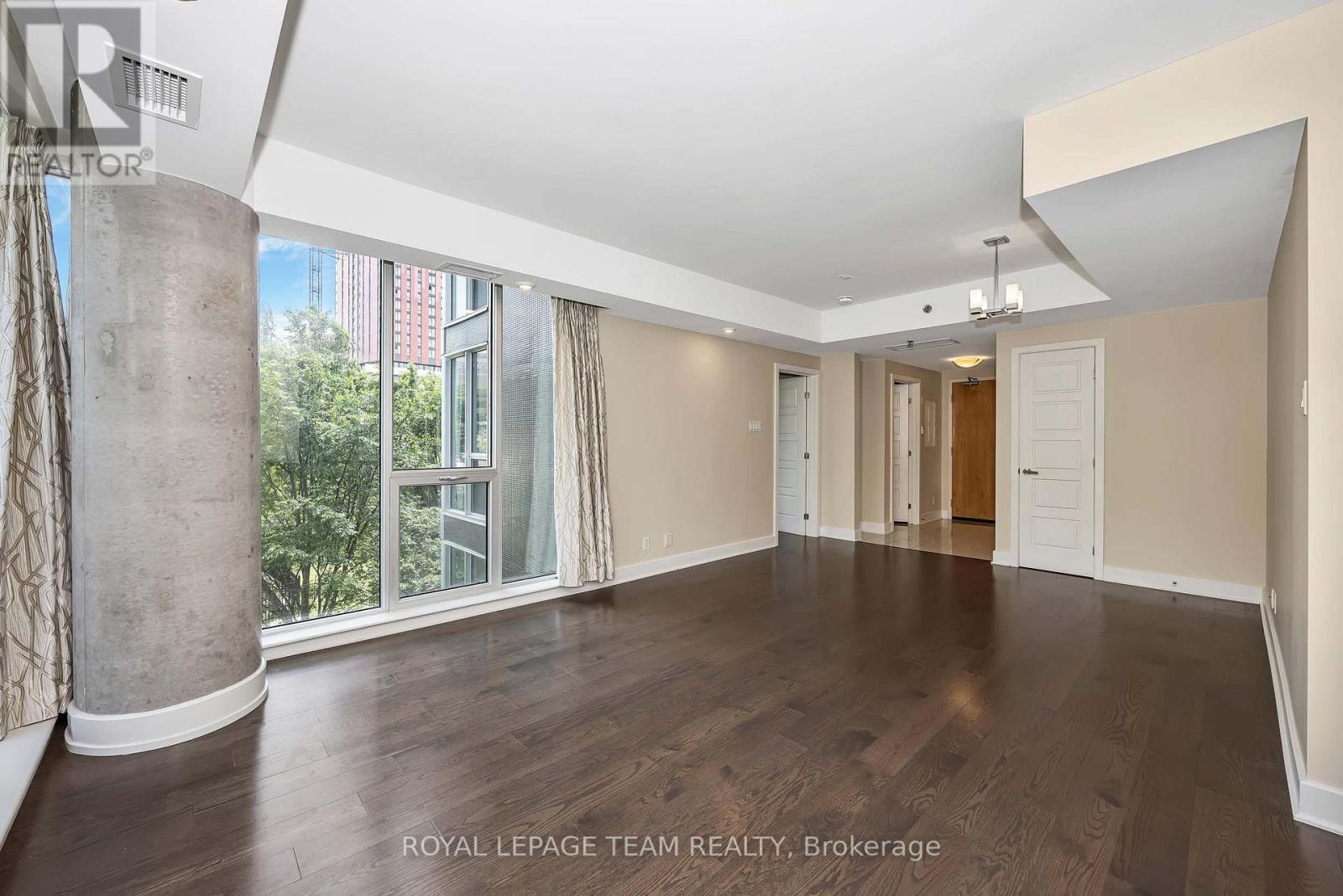#324 300C LETT STREET - 18