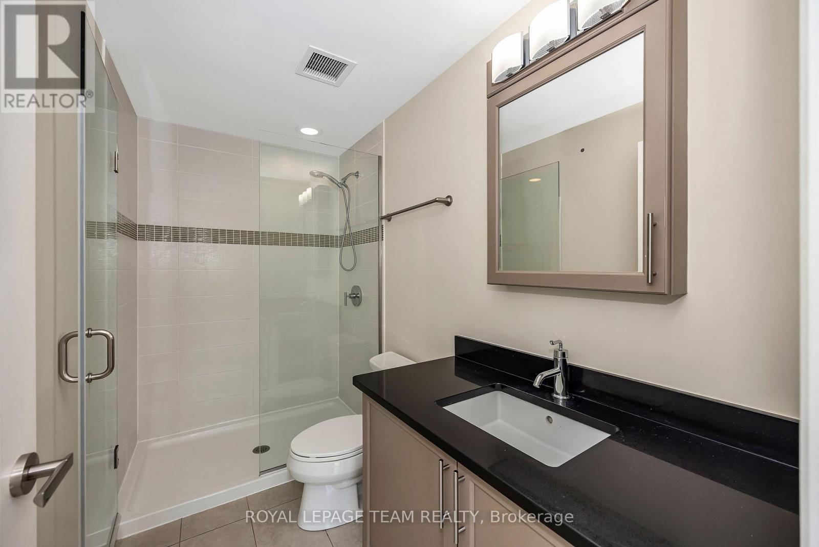 #324 300C LETT STREET - 28