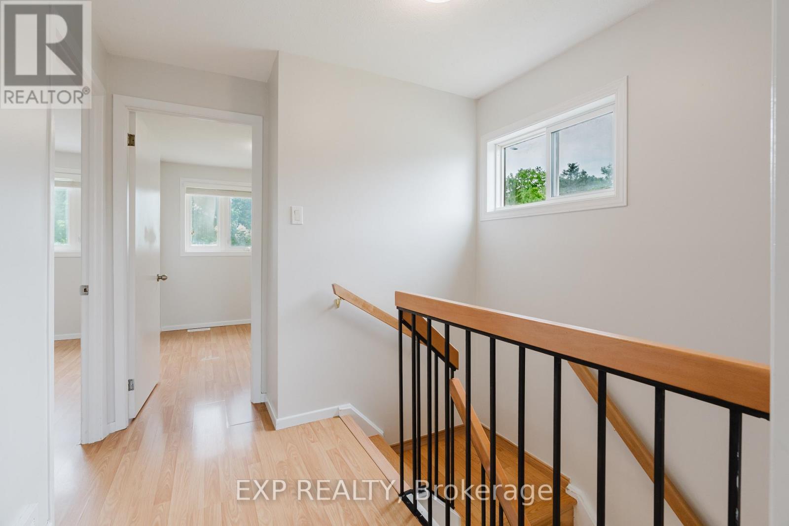 3 Bed, 3 Bath House for Sale in Ottawa – 1127 AVIGNON COURT, Ottawa – MLS# X13446124 - Image 12