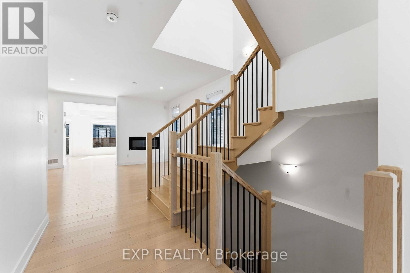 5 Bed, 4 Bath House for Sale in Ottawa – 701 ODYSSEY WAY, Ottawa – MLS# X13446268 - Image 23