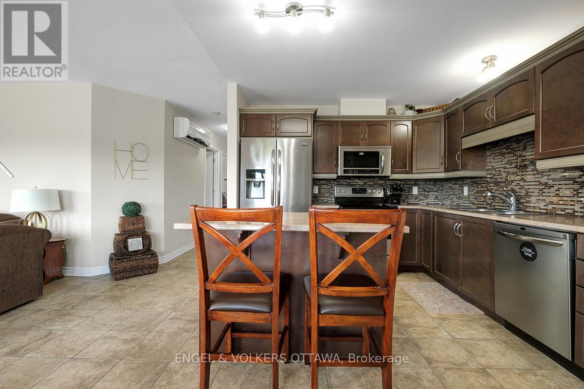 #202 38 CHARLES STREET - 16