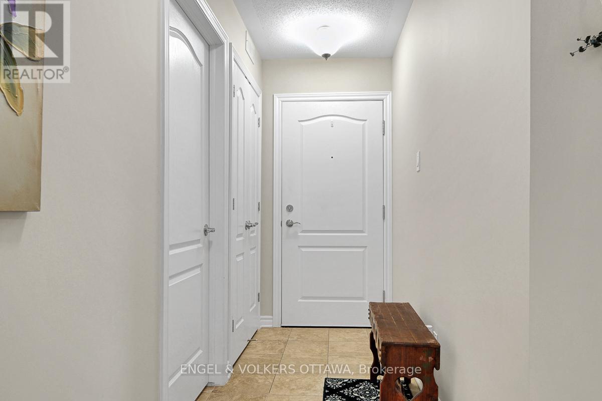 #202 38 CHARLES STREET - 5