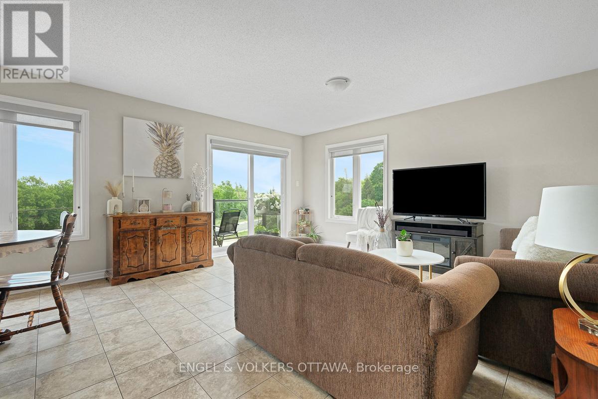 #202 38 CHARLES STREET - 6