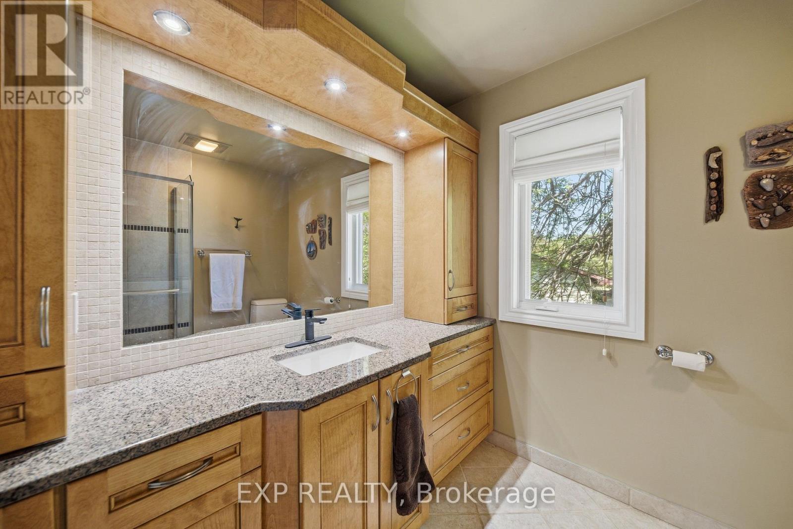 2947 FONTAINE PLACE - 26