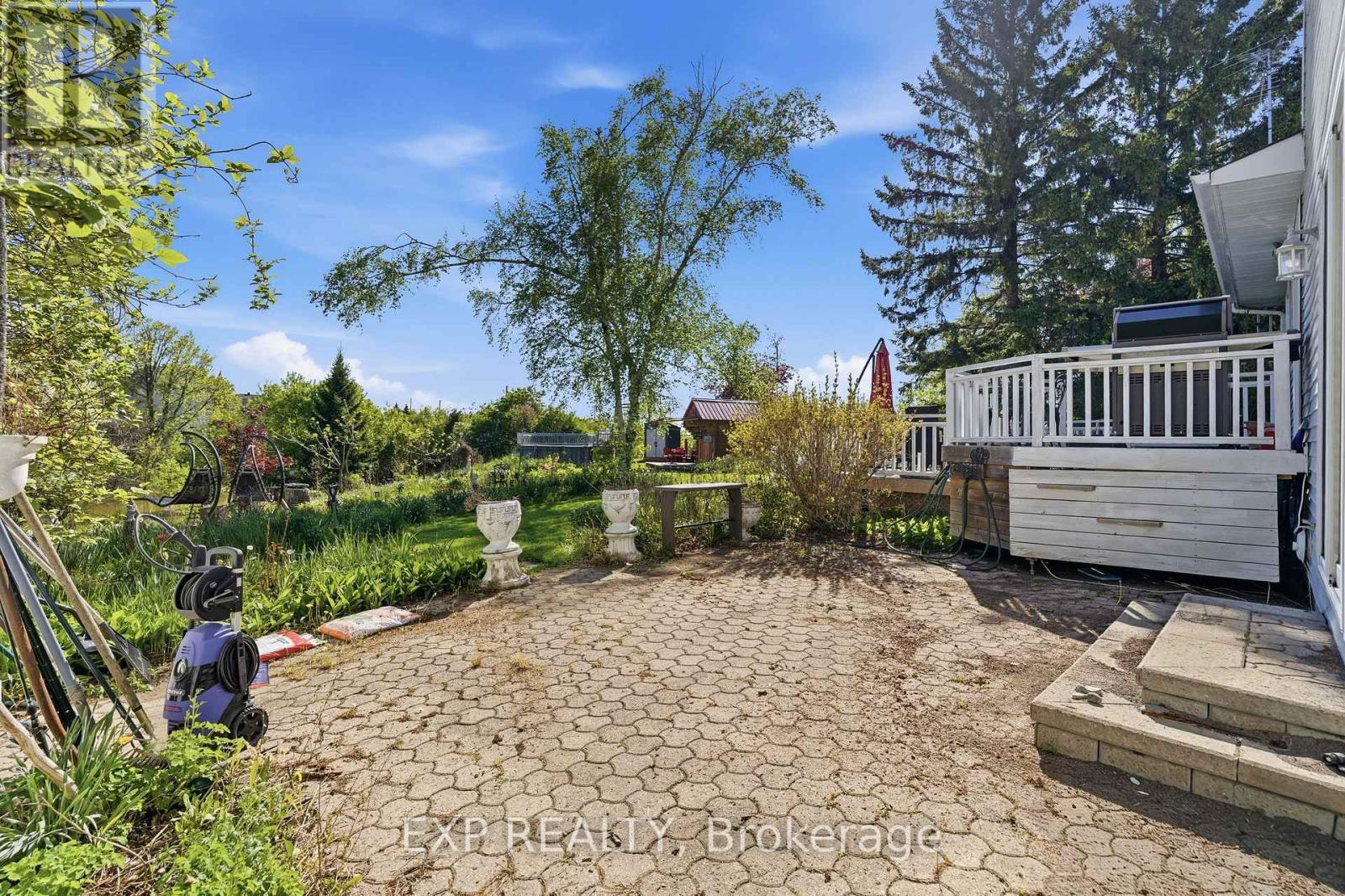 2947 FONTAINE PLACE - 35