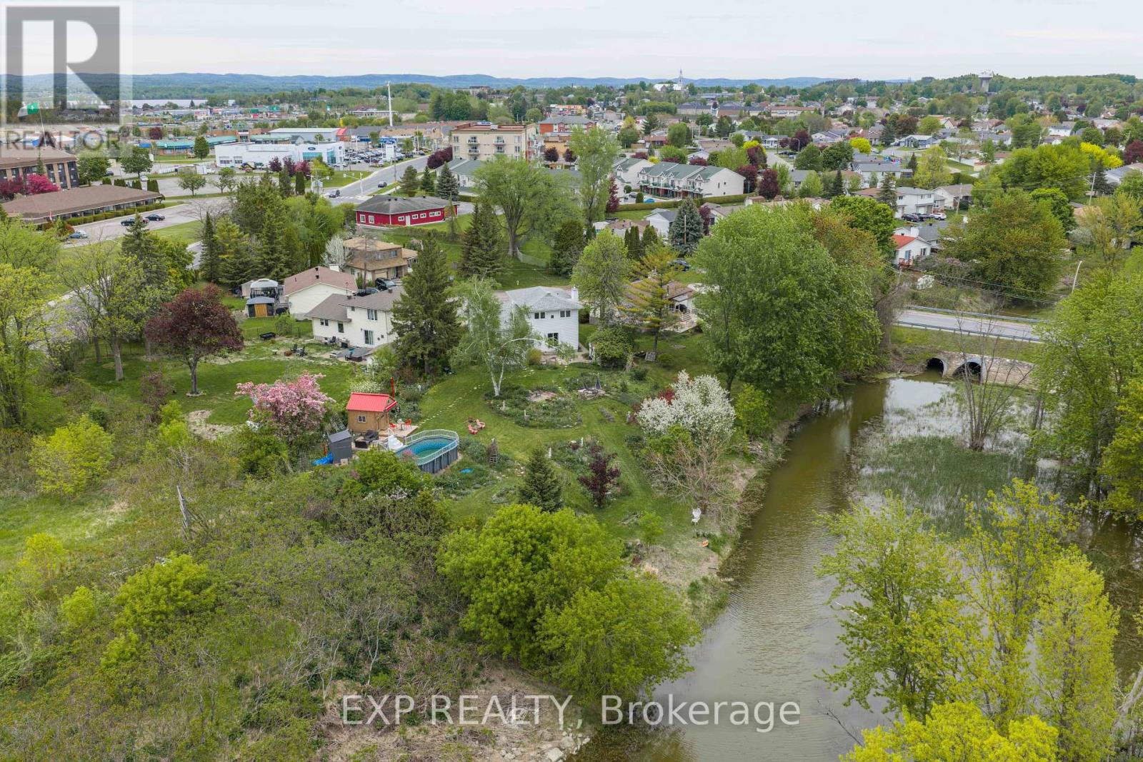 2947 FONTAINE PLACE - 4