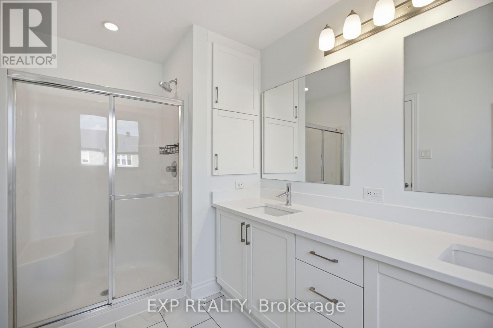 3 Bed, 3 Bath House for Sale in Ottawa – 704 BRIAN GOOD AVENUE, Ottawa – MLS# X13446322 - Image 22