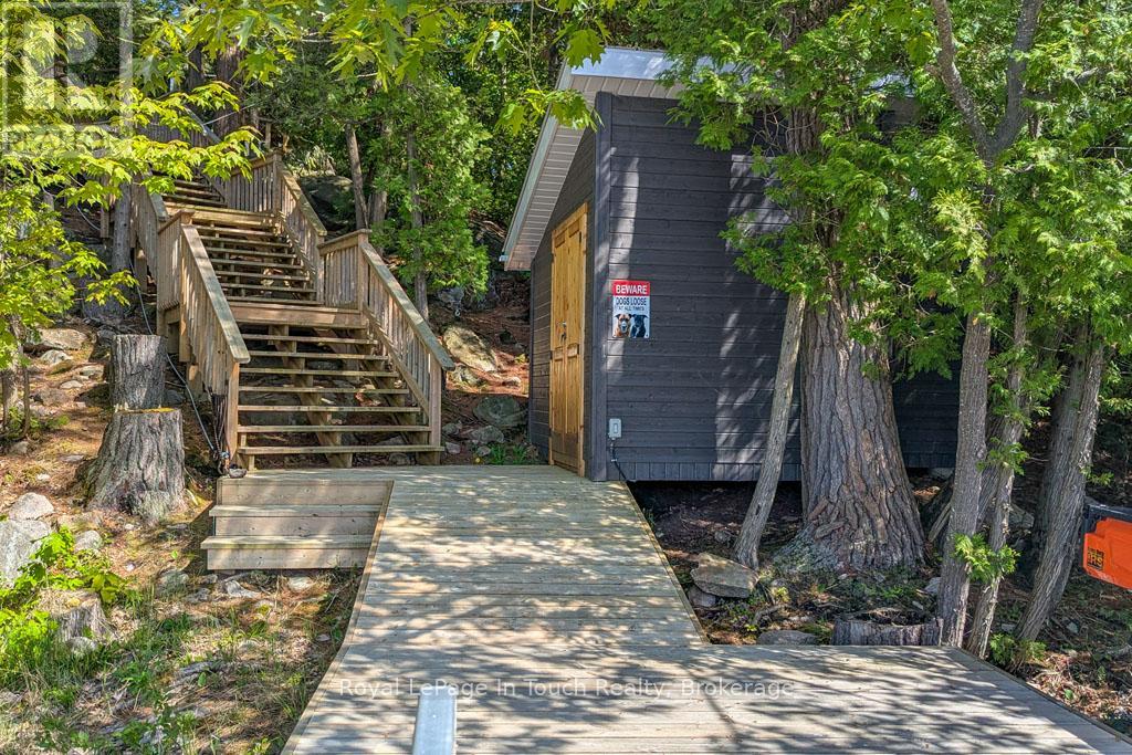 700 ISLAND 980 / DEER ISLAND - 12