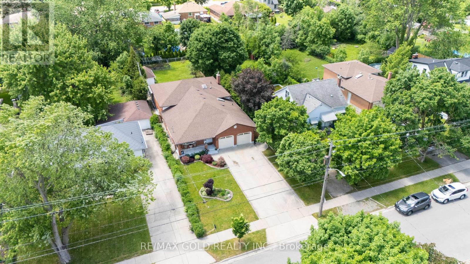 935 WILLOW DRIVE - 3