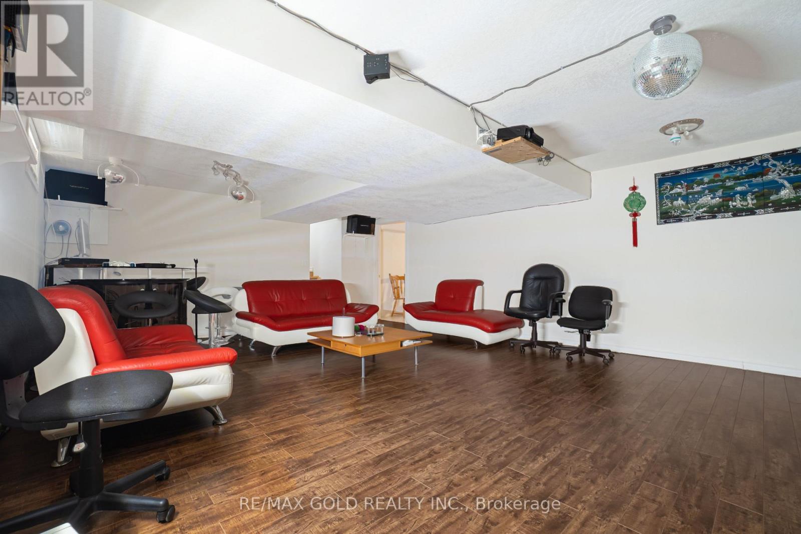 935 WILLOW DRIVE - 30
