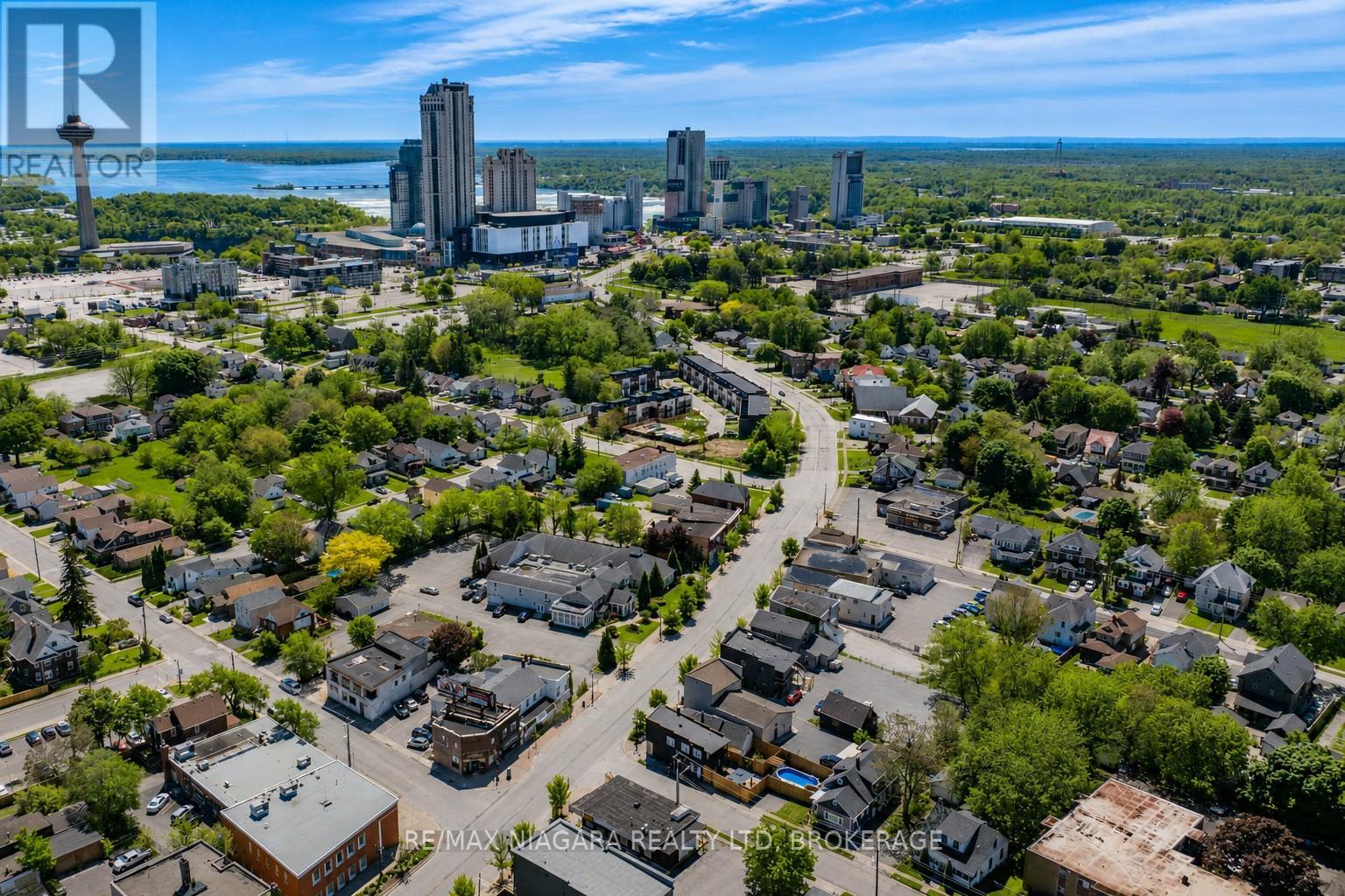 6043 MAIN STREET - 30