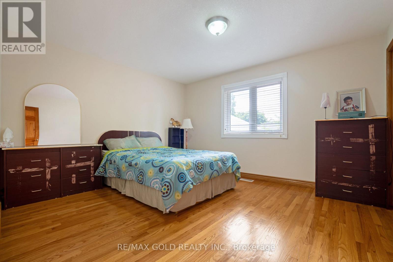 935 WILLOW DRIVE - 18