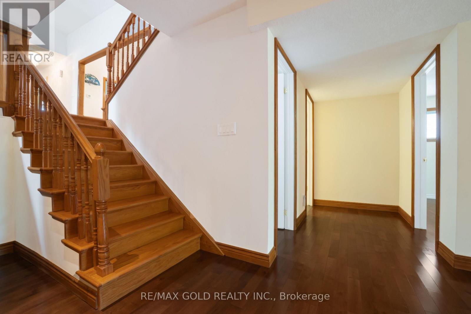 935 WILLOW DRIVE - 25