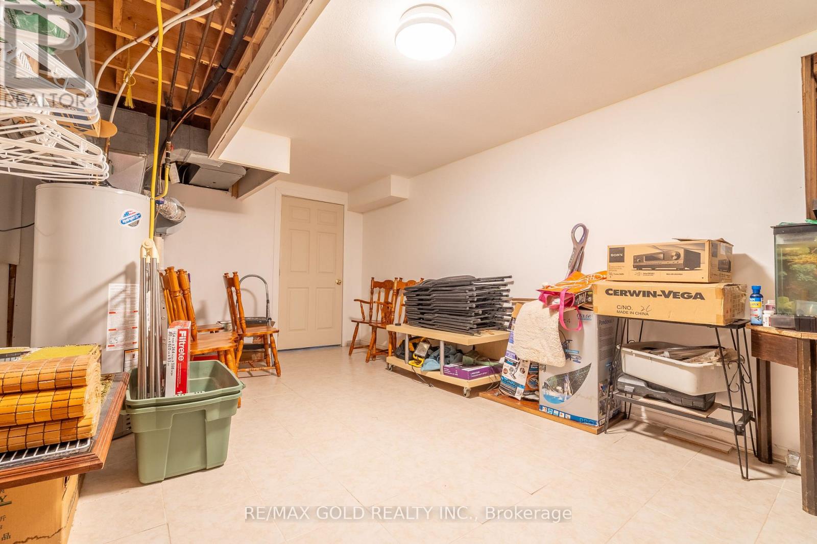 935 WILLOW DRIVE - 32