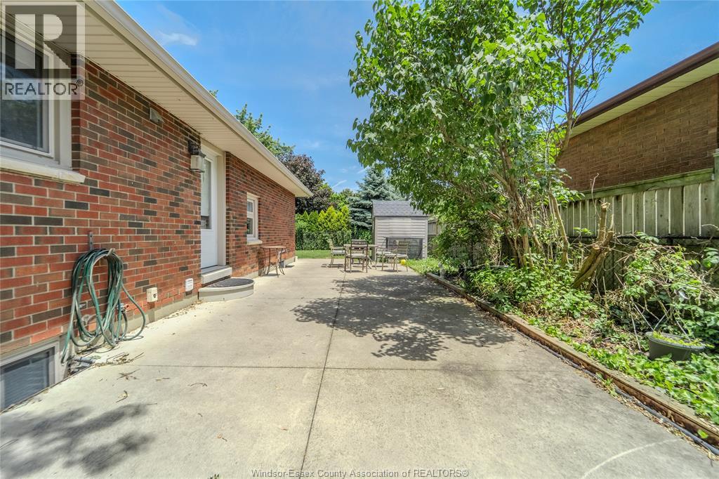 2522 Armstrong AVENUE - 24