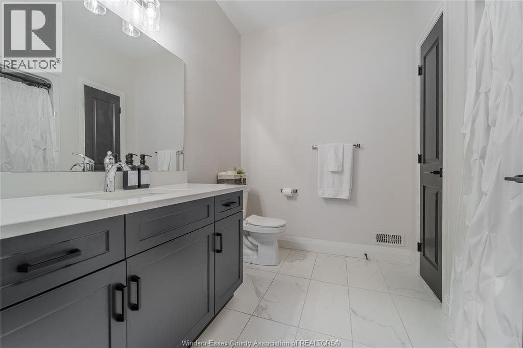 34 Noble COURT - 13