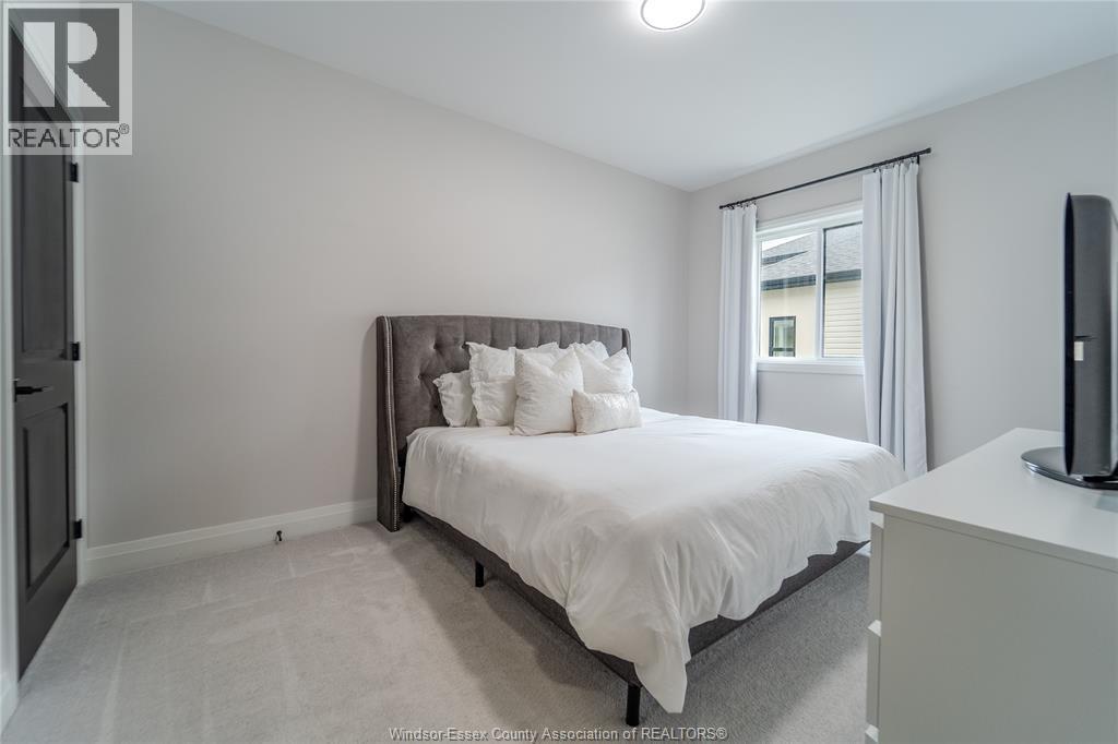34 Noble COURT - 12