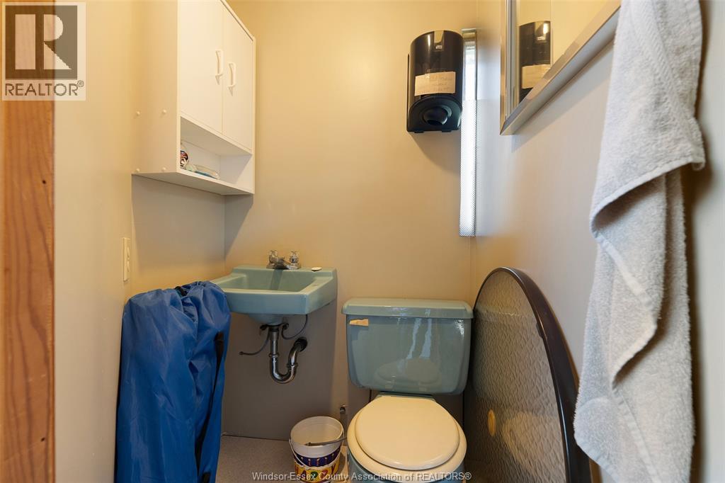 4675 HURON CHURCH LINE - 29
