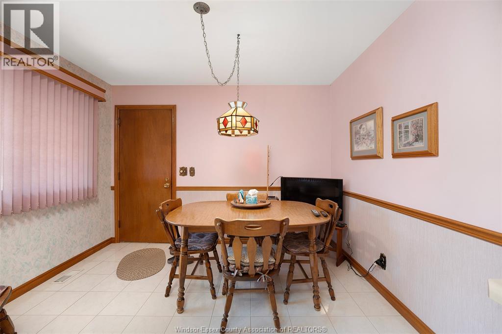 4675 HURON CHURCH LINE - 11