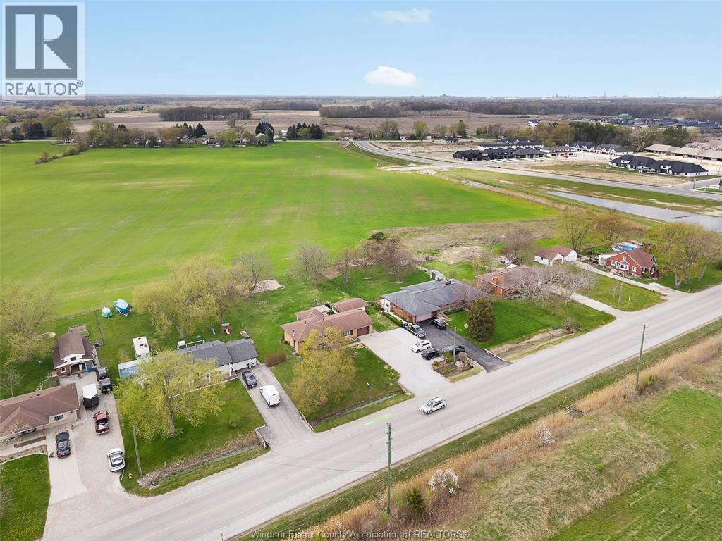4675 HURON CHURCH LINE - 36