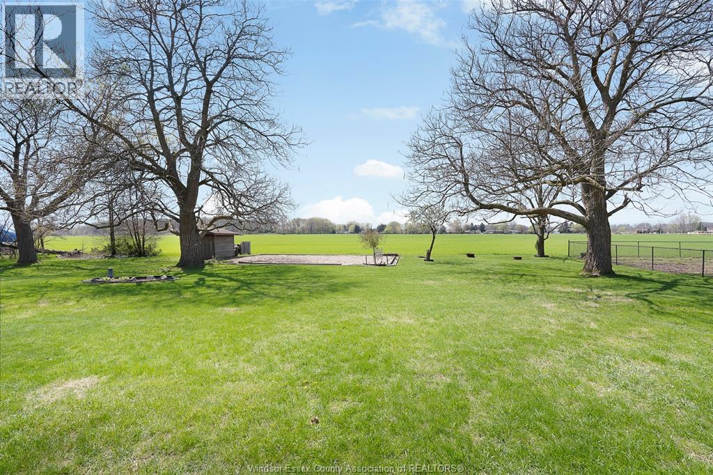 4675 HURON CHURCH LINE - 33