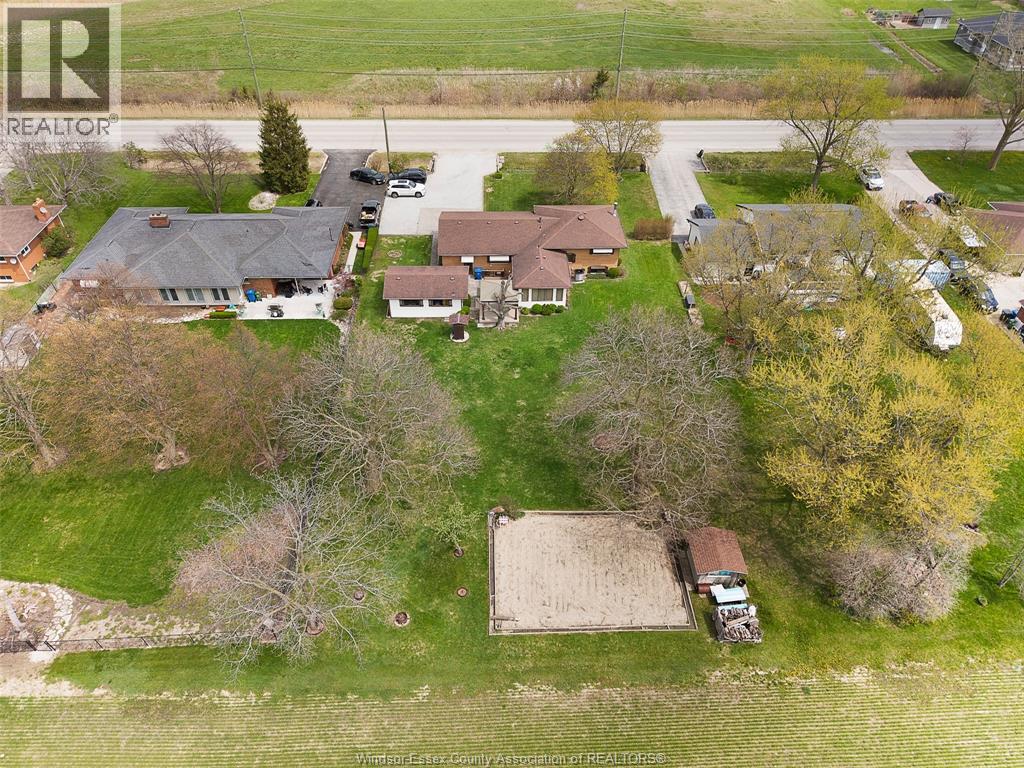 4675 HURON CHURCH LINE - 39
