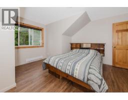 279 Lark Road, Gibsons, BC V0N1V4 Photo 24