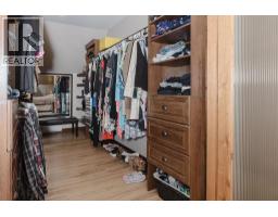 279 Lark Road, Gibsons, BC V0N1V4 Photo 19
