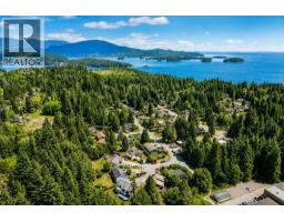 279 Lark Road, Gibsons, BC V0N1V4 Photo 40