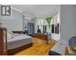 178 Queen Street, photo 3
