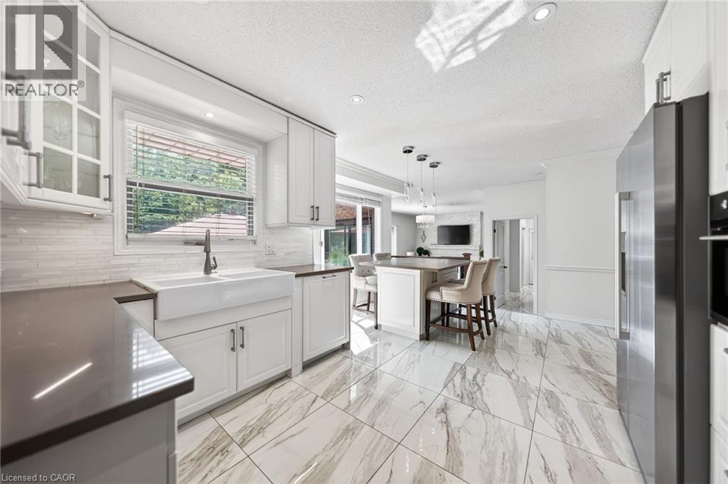 5 MAYS Crescent - 19