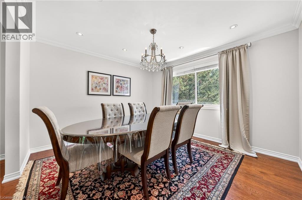 5 MAYS Crescent - 20