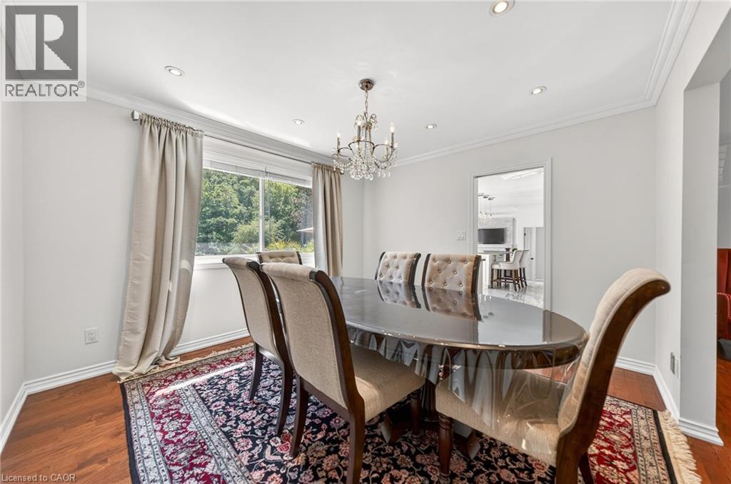 5 MAYS Crescent - 21
