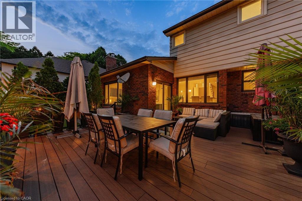 5 MAYS Crescent - 40