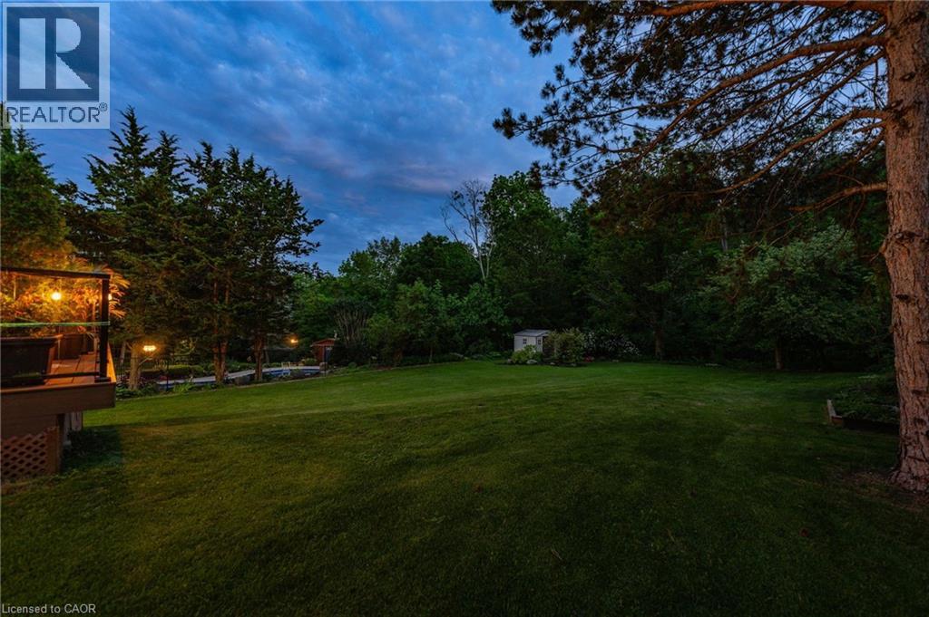 5 MAYS Crescent - 42