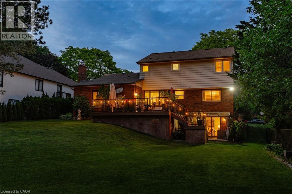 5 MAYS Crescent - 46
