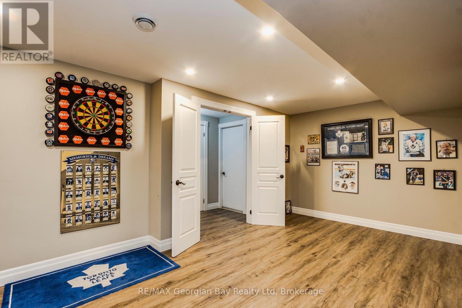 502 ABERDEEN BOULEVARD - 24
