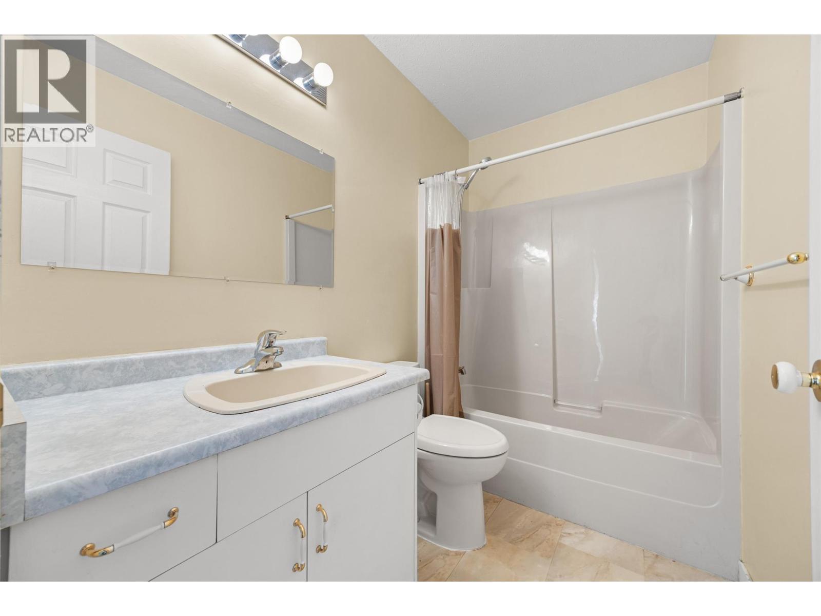 43 6400 Spencer Road, Kelowna