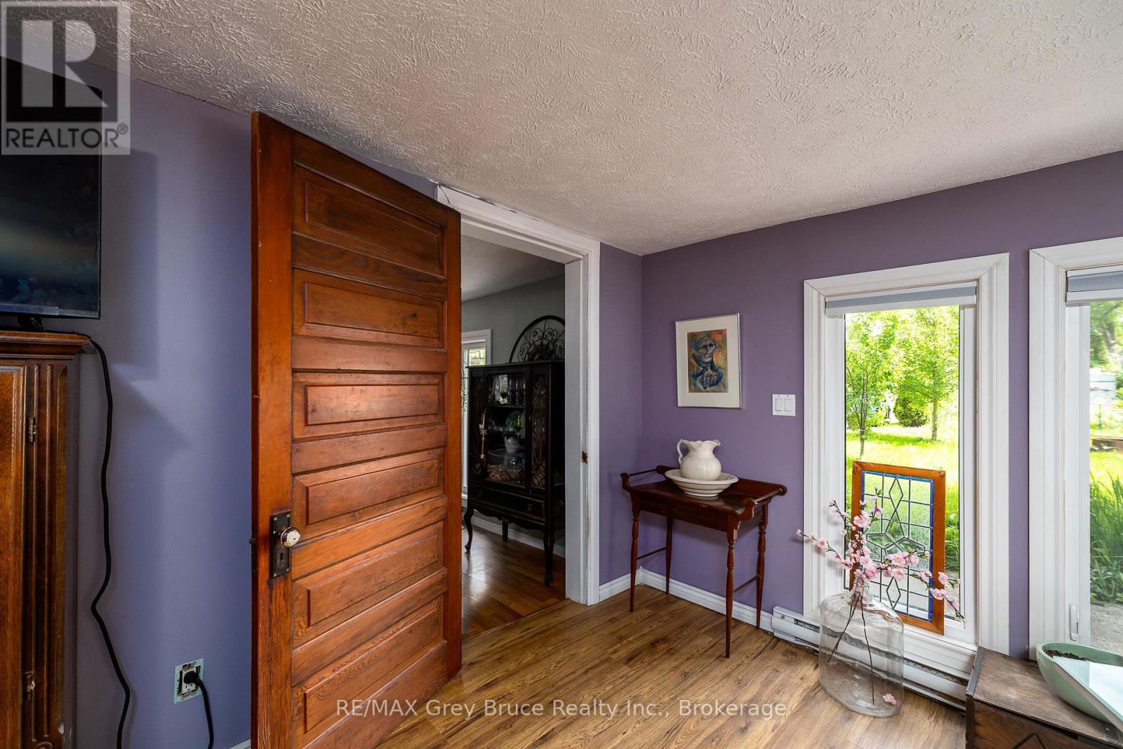 318588 GREY RD 1 - 19