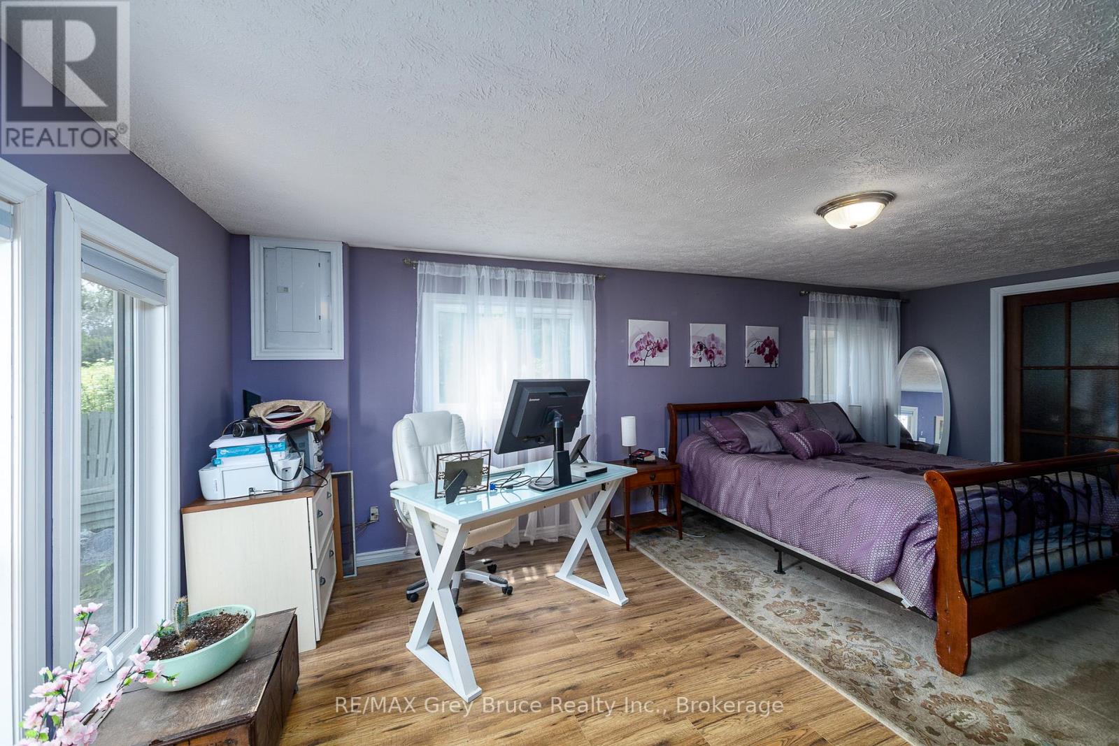 318588 GREY RD 1 - 22