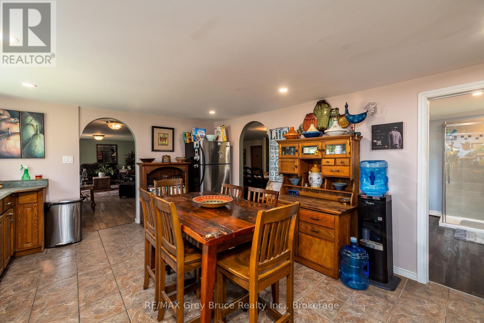 318588 GREY RD 1 - 26