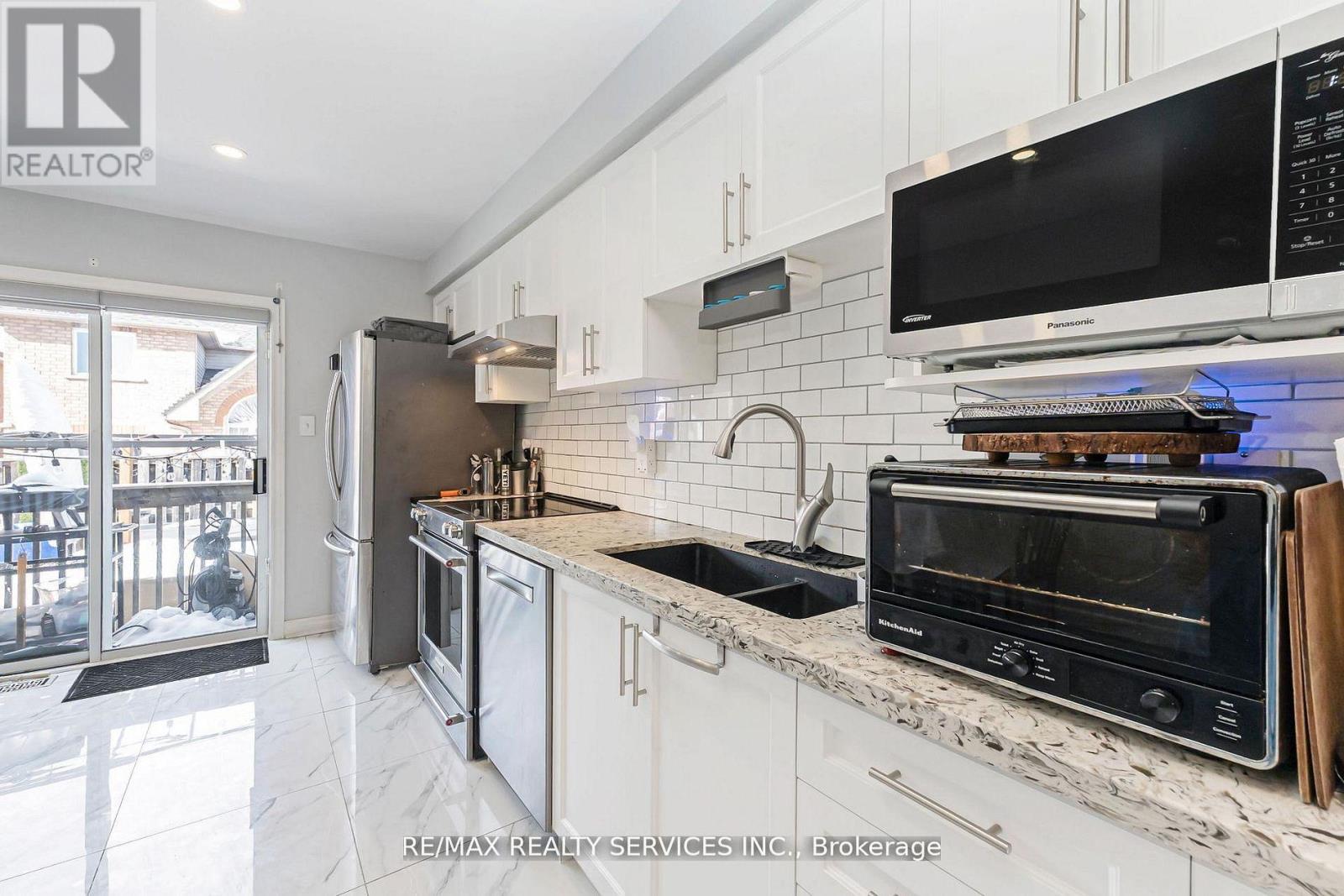 50 SUNNY GLEN CRESCENT - 18